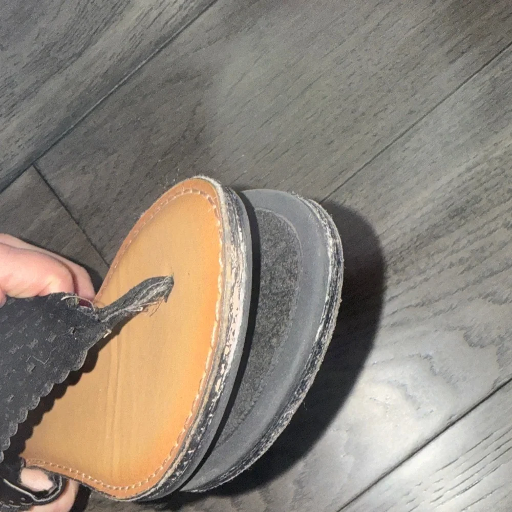 Girls Black suede Like thong Sandals